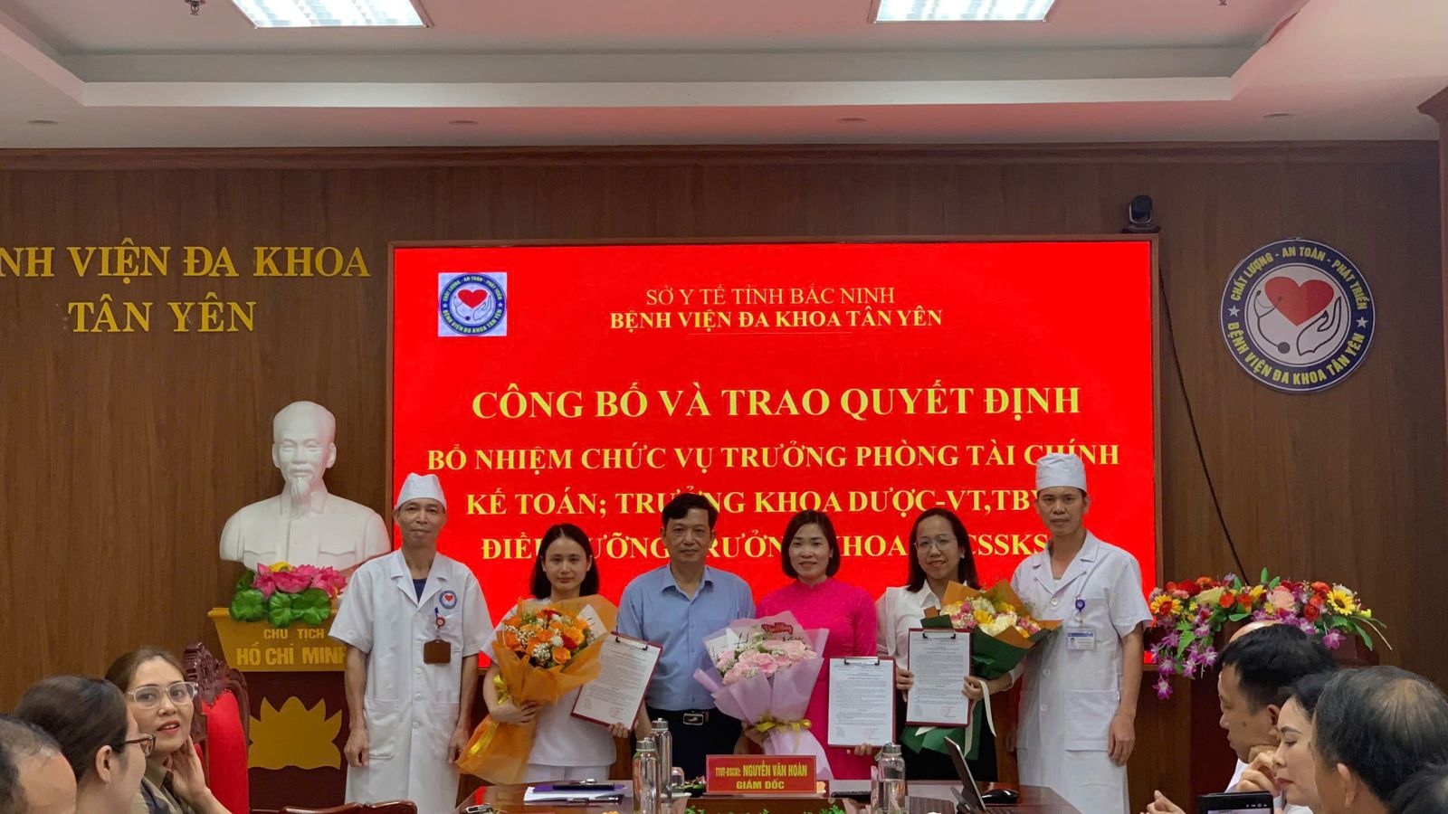 BỆNH VIỆN ĐA KHOA TÂN YÊN  CÔNG BỐ QUYẾT ĐỊNH BỔ NHIỆM VIÊN CHỨC QUẢN LÝ